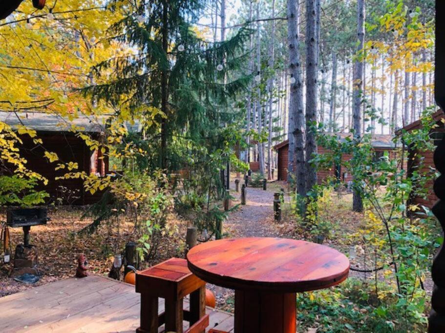 Fancy Fireflies Cabin Hayward Bagian luar foto